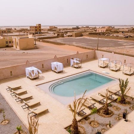 Riad Chebbi メルズーガ エクステリア 写真