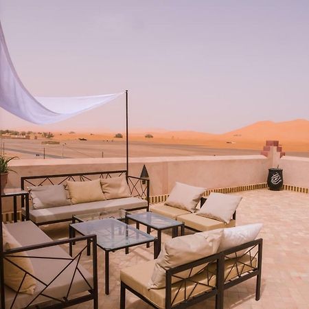 Riad Chebbi メルズーガ エクステリア 写真