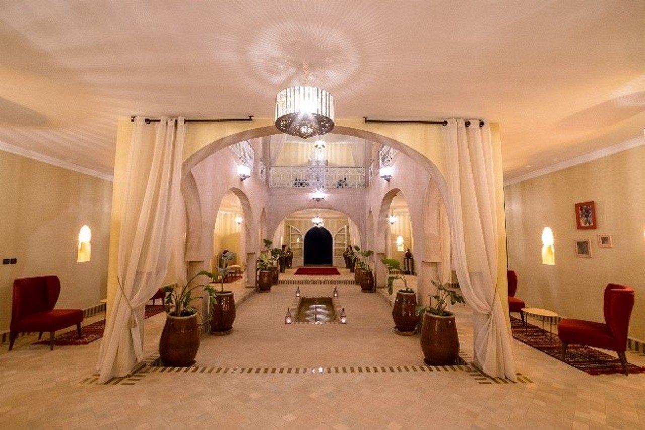 Riad Chebbi メルズーガ エクステリア 写真
