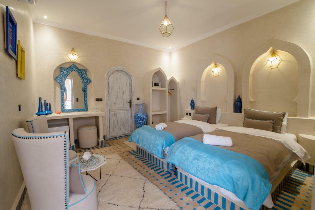 Riad Chebbi メルズーガ エクステリア 写真